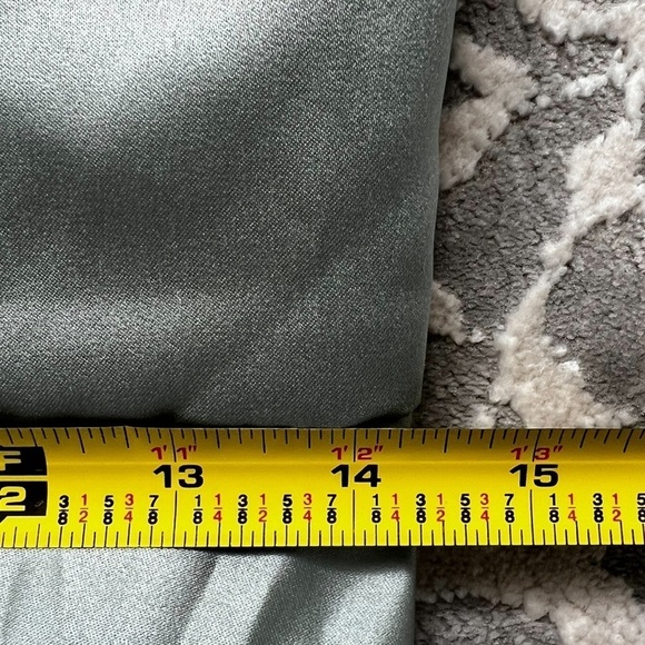 David's Bridal Studio Bridesmaid dress Deep V-Neck A-Line Dress Size 6 - Picture 6 of 10